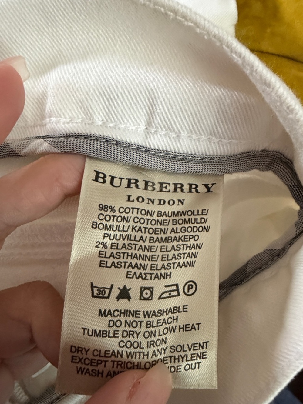 Burberry white jeans size 26 - Picture 9 of 9